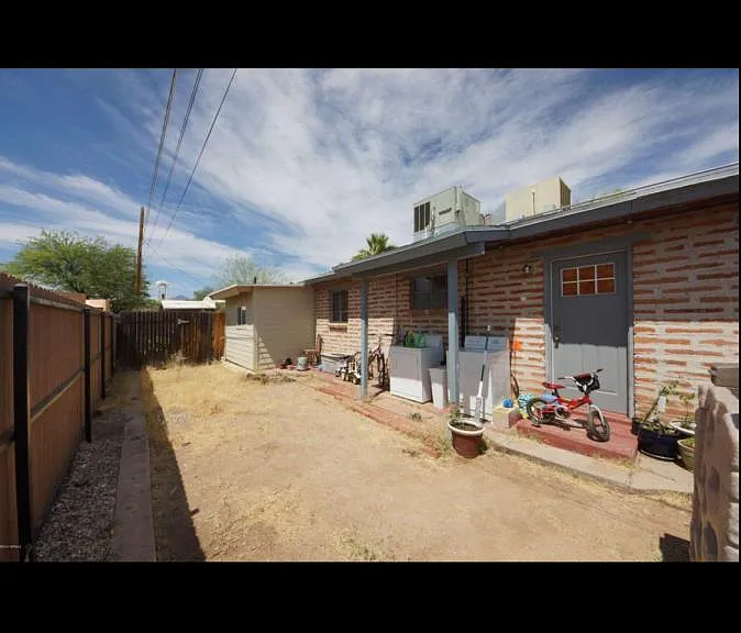 3804 E 3rd St #2 — Photo 12