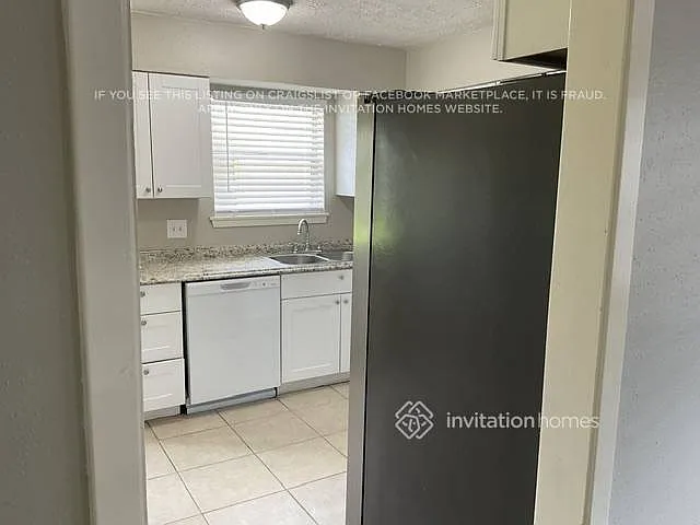 14307 Branchwater Ln — Photo 5