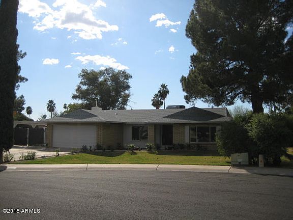 3rd image of 4934 E Winchcomb Dr