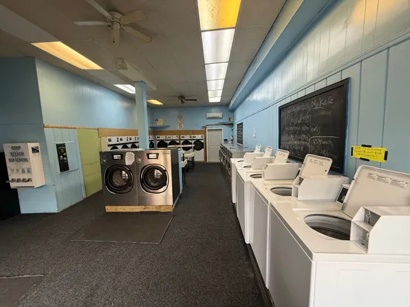 4 Lake St, Richfield Springs, NY 13439