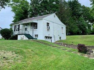 212 Burlington Rd, Jackson, OH 45640