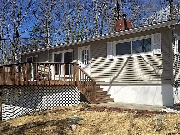 2nd image of 3 Summit Cir