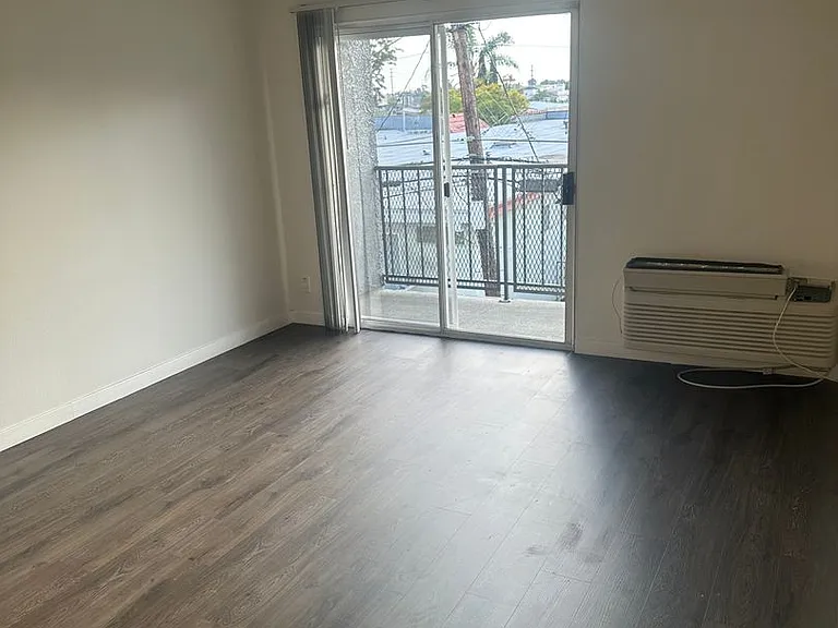 3333 Motor Ave — Photo 25