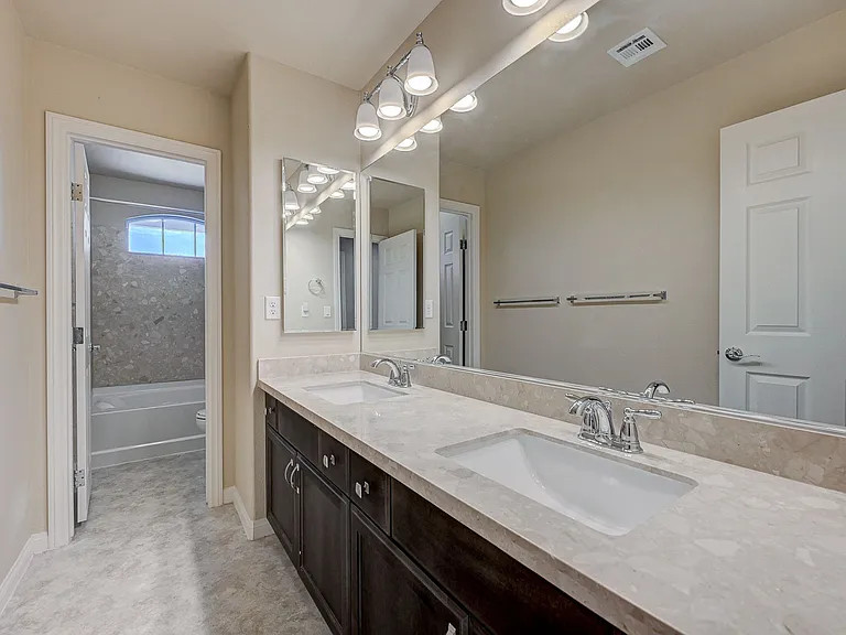 706 Eros Ct — Photo 42