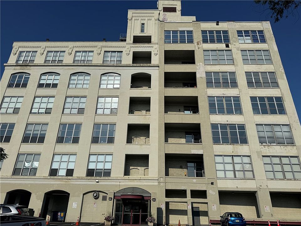 1st image of 5850 Centre Ave APT 411