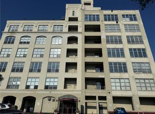 5850 Centre Ave APT 411, Pittsburgh, PA 15206