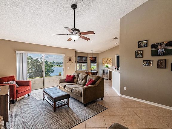3rd image of 10523 Mira Lago Ln