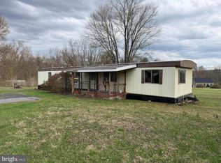 56 Club Dr, Mount Union, PA 17066