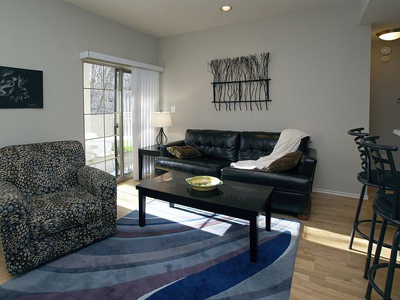 3rd image of 3908 Penderview Dr APT 607