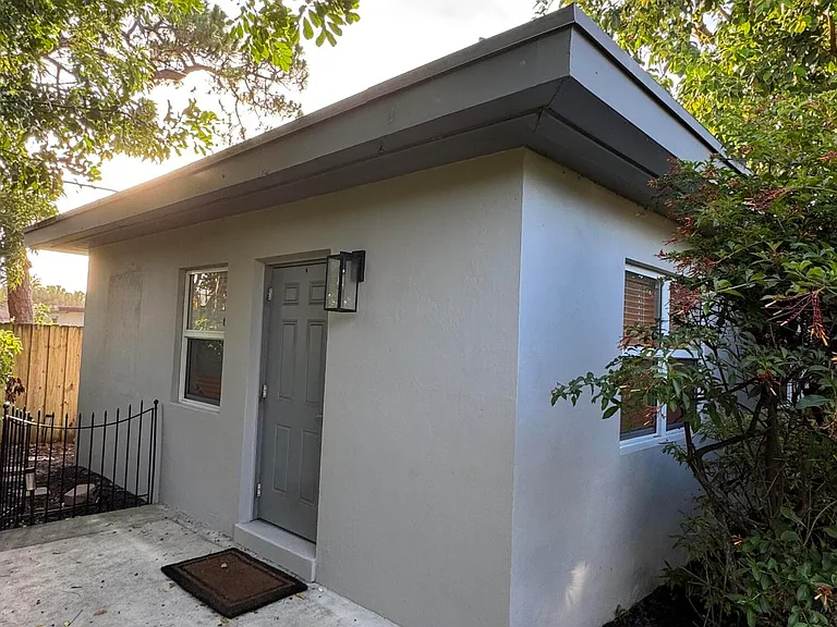 1437 NW 4th Ave — Photo 7
