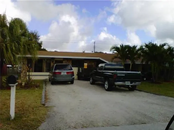 6271 SW 41st St, South Miami, FL 33155