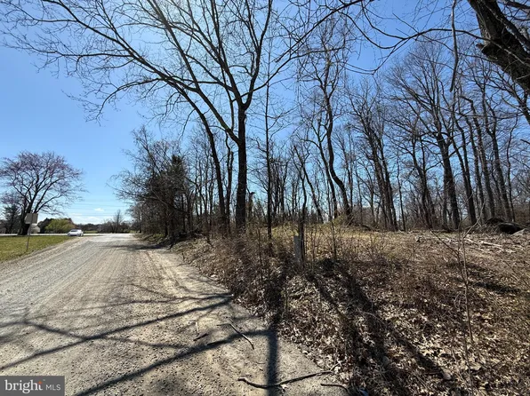 4524 Logmill Rd, Gainesville, VA 20155