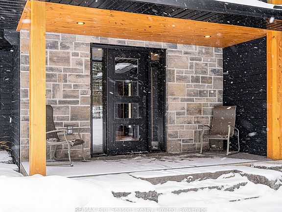 4th image of 131 Chamonix Cres