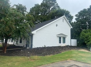 595 Macon Hwy APT 1, Athens, GA