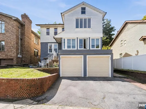 773 Kingsland Ln, Ridgefield, NJ 07657