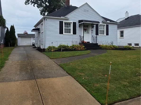 4781 W 32nd St, Cleveland, OH 44109