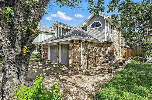 1426 Harmony Ln Photo 1