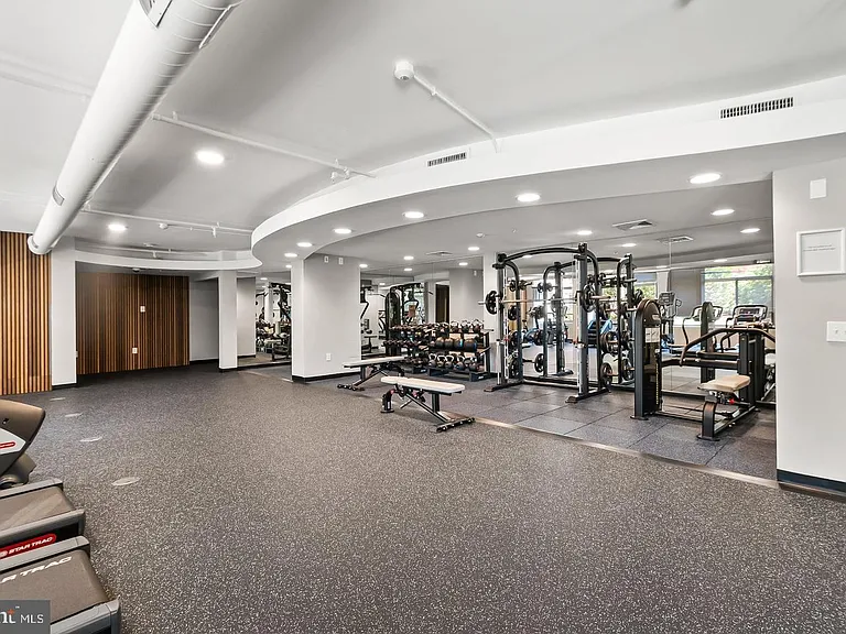 3600 Glebe Rd #330W — Photo 26