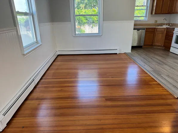 71 G St, Hull, MA 02045