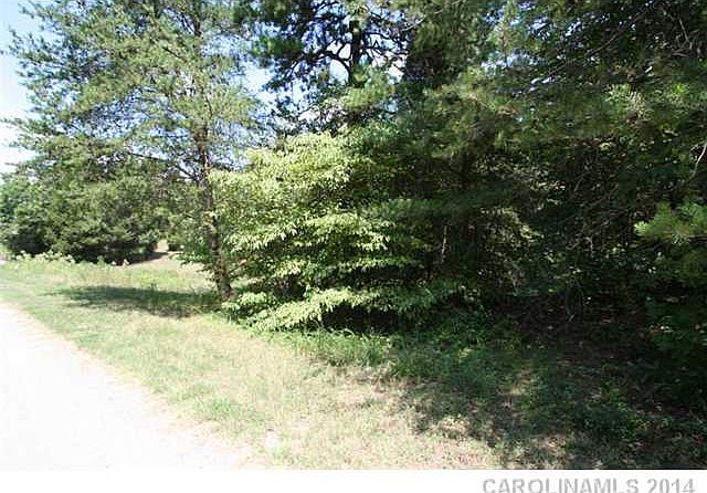 2nd image of 1214 Stowehill Ln