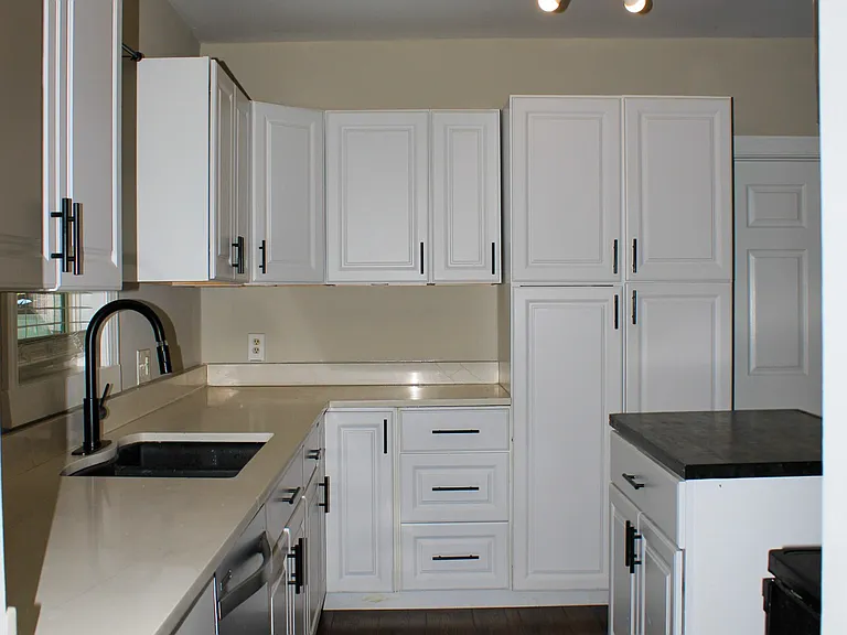2320 Beechmont Ave #1 — Photo 11