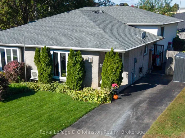 242 Bricker St, Saugeen Shores, ON N0H 2C1