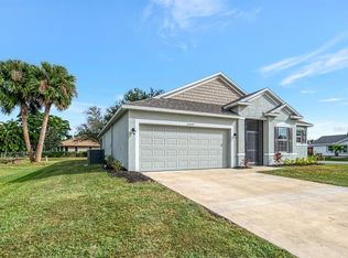 25889 Aysen Dr, Punta Gorda, FL 33983