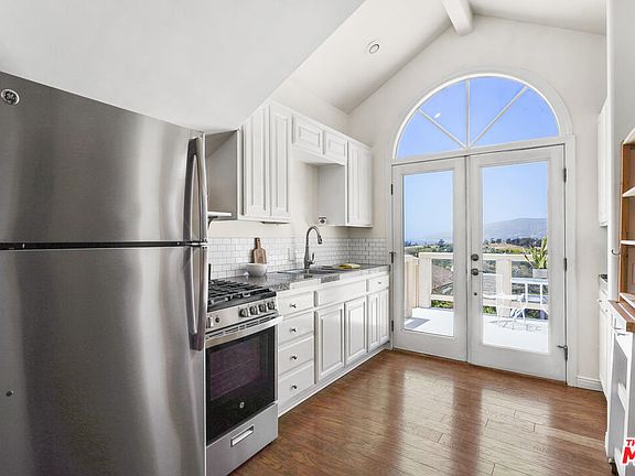 5th image of 29355 Heathercliff Rd