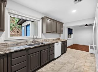 128 Cove St, Hot Springs, AR 71901