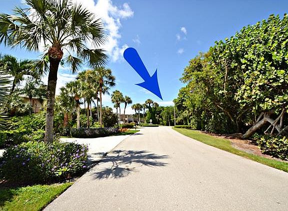 2nd image of 200 Hideaway Cir N