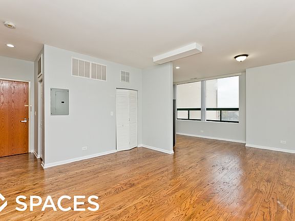 2nd image of 2451 W Howard St APT 411
