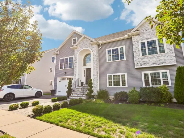 259 Oakwood Ave, Revere, MA 02151