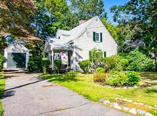 14 Mayflower Rd, Arlington, MA 02476
