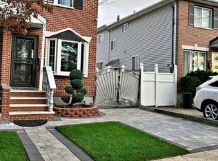 214 Virginia Ave, Staten Island, NY 10305