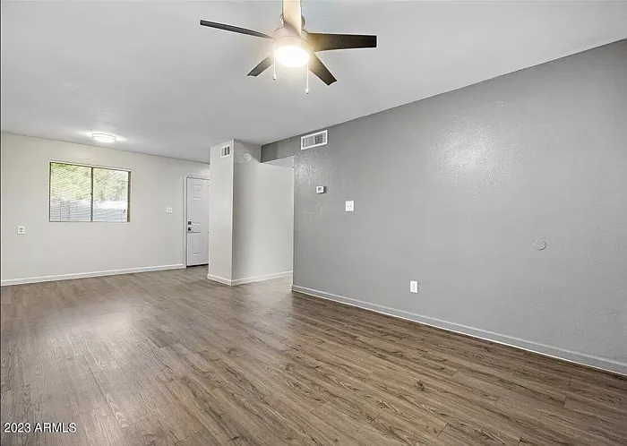 2326 E Pinchot Ave #10 — Photo 10