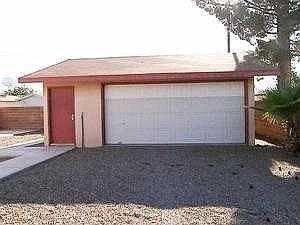 Detached Garage