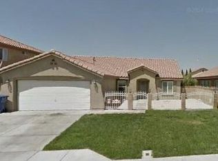 43325 Sunny Ln, Lancaster, CA
