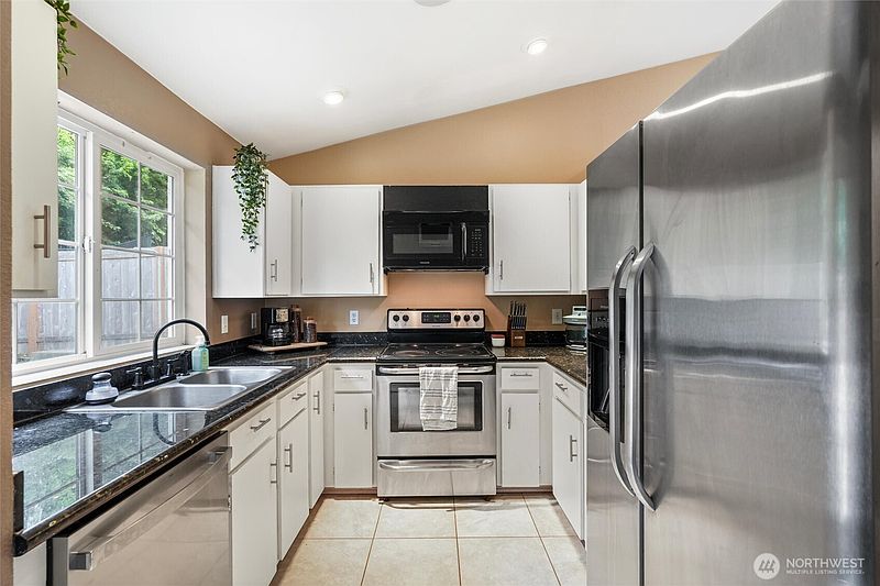 3rd image of 22926 SE 280th Place