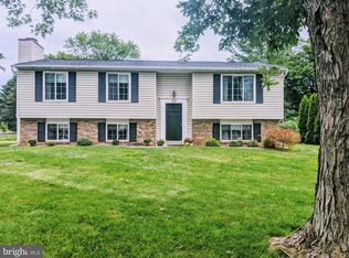 19413 Poinsetta Ct, Gaithersburg, MD 20879
