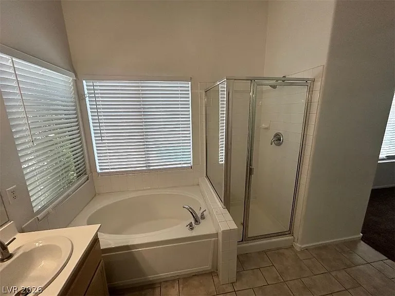6138 Circling Hawk Dr — Photo 8