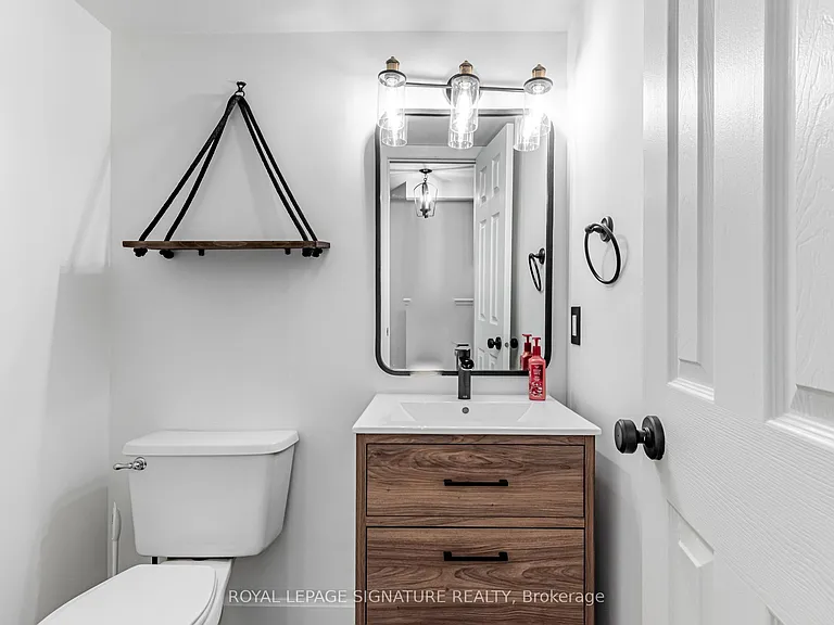 100 Redpath Ave #23 — Photo 15