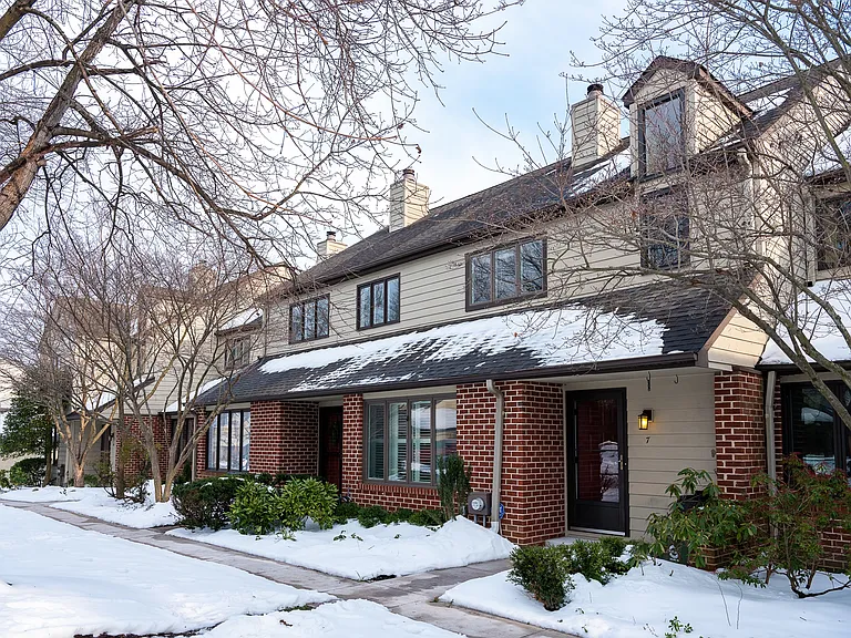 7 Ingham Way — Photo 20