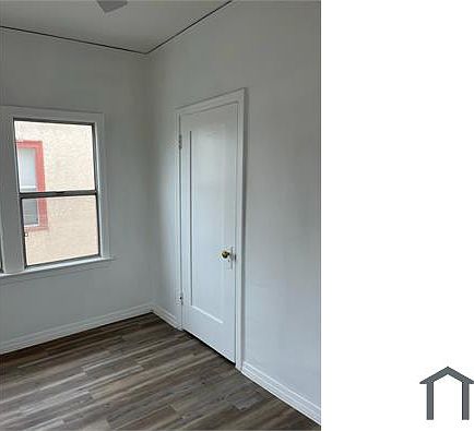 4th image of 2532 Vineyard Ave