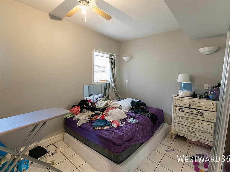 2844 N Whipple St #CH1 — Photo 7