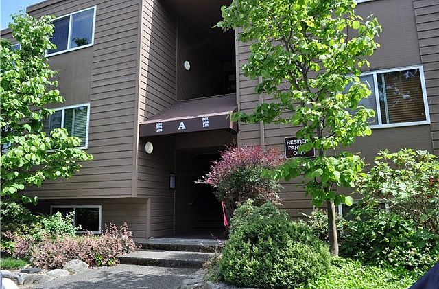 1st image of 5844 NE 75th St Unit A102