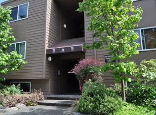 5844 NE 75th St UNIT A102, Seattle, WA 98115