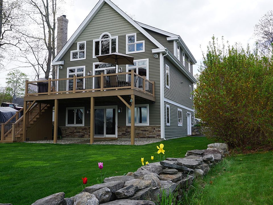 Lakefront Post & Beam Home!