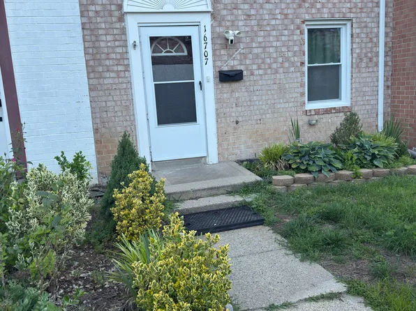 16707 Chowning Ct, Woodbridge, VA 22191