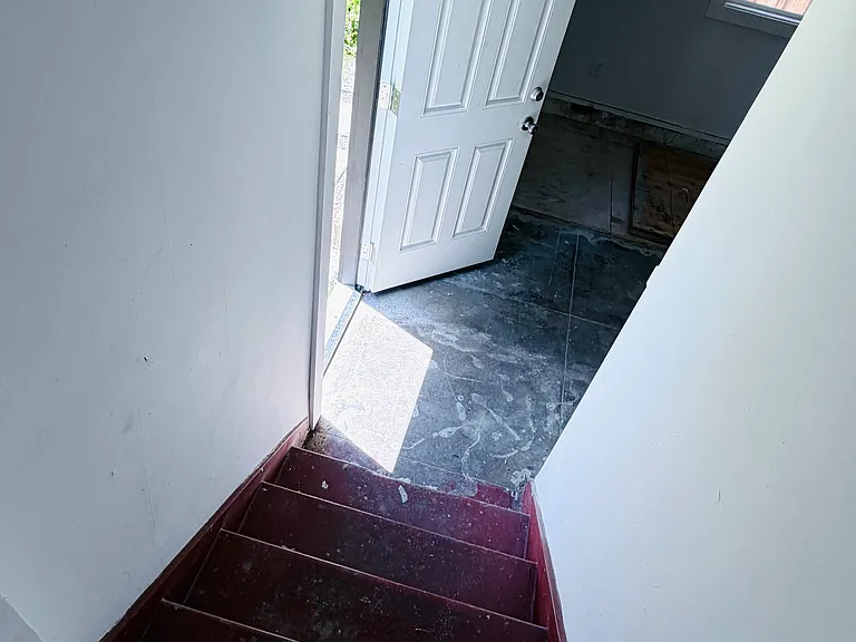 1492 Marin Ave — Photo 23
