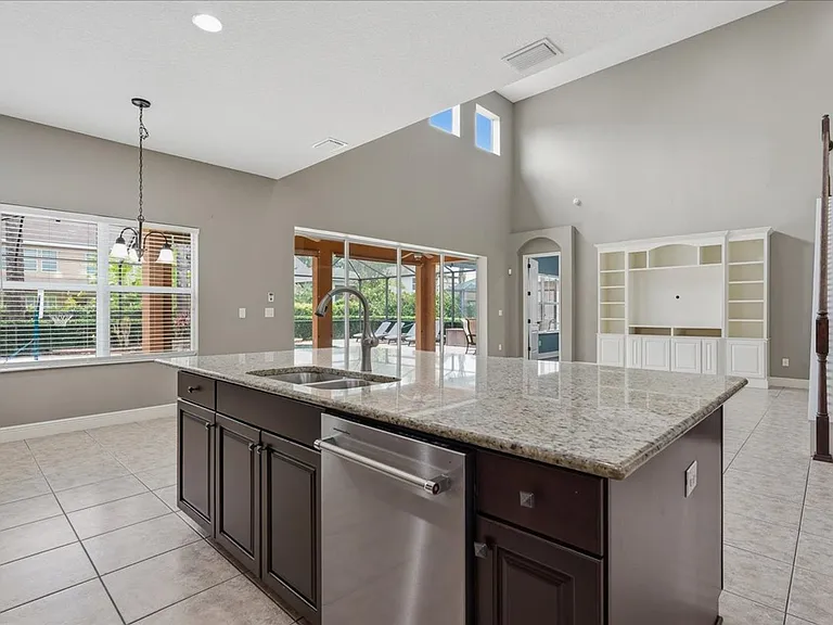 5333 Sagecrest Dr — Photo 20